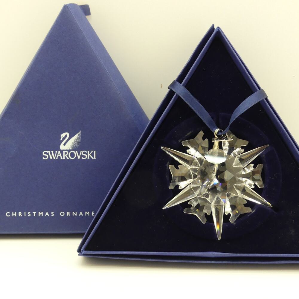 Swarovski 2002 Annual Edition Crystal Snowflake Christmas Ornament Boxed